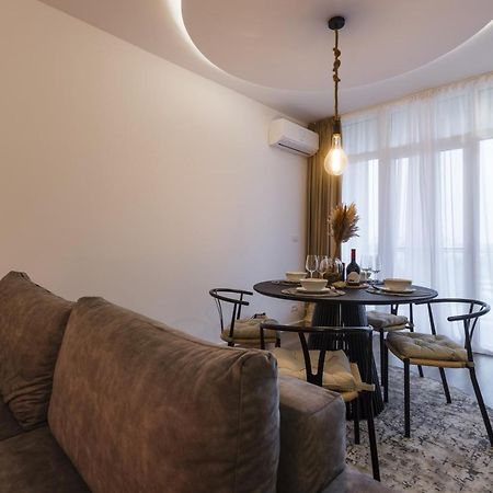 Apartment Near Iulius Mall With Balcony & Private Parking Timişoara Buitenkant foto