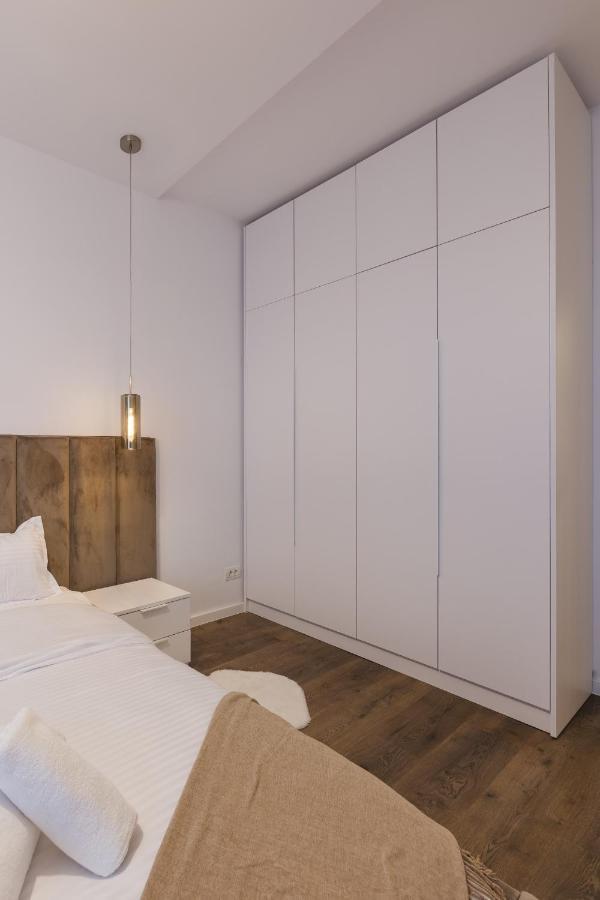 Apartment Near Iulius Mall With Balcony & Private Parking Timişoara Buitenkant foto