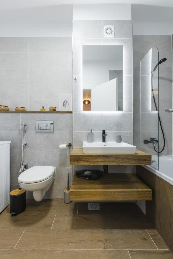 Apartment Near Iulius Mall With Balcony & Private Parking Timişoara Buitenkant foto
