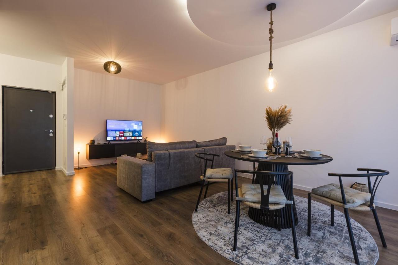 Apartment Near Iulius Mall With Balcony & Private Parking Timişoara Buitenkant foto